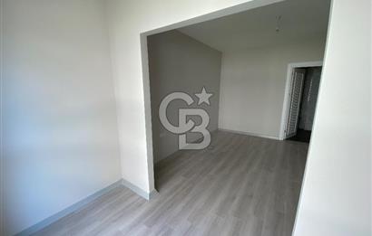 Beylikdüzü Alya Mercan Sitesinde Arakat Sıfır 3+1 Daire
