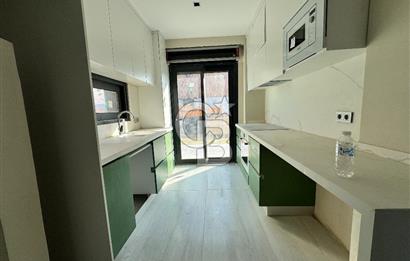 URLA KUŞÇULAR 4+1 MÜSTAKİL BAHÇE VE HAVUZLU VİLLA