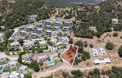Bodrum Ortakent'te Deniz Manzaralı Köşe Arsa