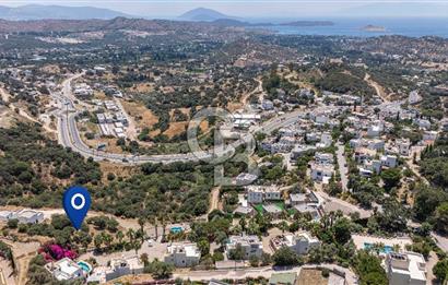 Bodrum Ortakent'te Deniz Manzaralı Köşe Arsa