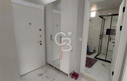 YENİ FOÇA'DA MÜSTAKİL BAHÇELİ 2+1 EŞYALI KİRALIK DAİRE
