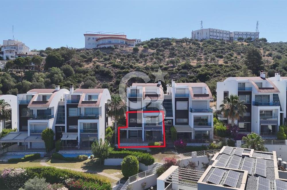 Kuşadası Milenyum Egel Konaklarında Satılık Bahçe Dubleksi