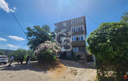 BEYKOZ ÇUBUKLU 563 M2 ARSA ÜZERİ 4 KATLI BİNA