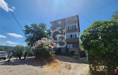 BEYKOZ ÇUBUKLU 563 M2 ARSA ÜZERİ 4 KATLI BİNA