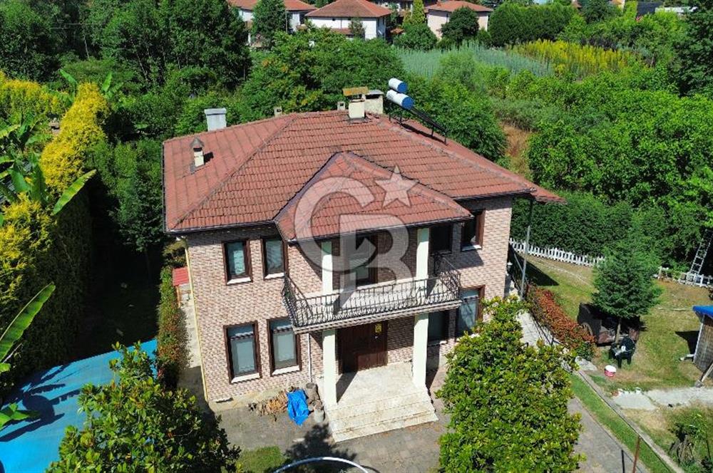 Sakarya Sapanca Kırkpınar da Satılık 5+1 ve Havuzlu Villa