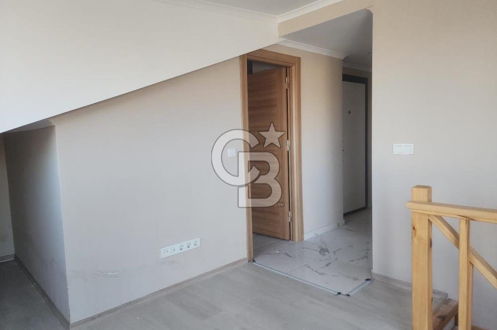 MALTEPE  AYDINEVLER DE 0 PAMİLİA SİT.2+2KÖŞE DUBLEKSSATILIK DAİRE