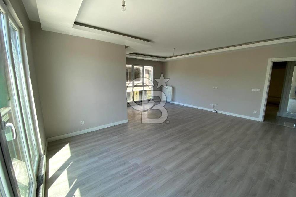 Beylikdüzü Alya Mercan Sitesinde Arakat Sıfır 3+1 Daire