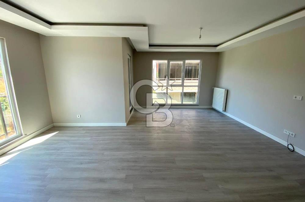 Beylikdüzü Alya Mercan Sitesinde Arakat Sıfır 3+1 Daire