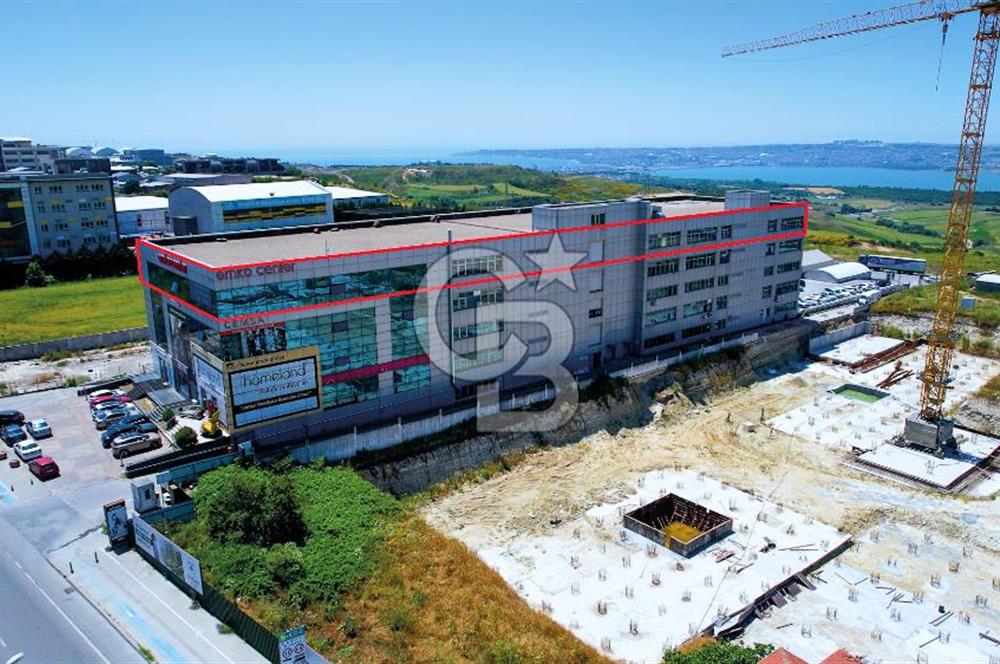 HADIMKÖY YOLUNA CEPHE 2.835 M2  KİRALIK FABRİKA KATI 