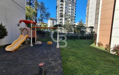 Kartal Petroliş te Deniz Manzaralı Site İçerisinde Satılık 3+1 Daire