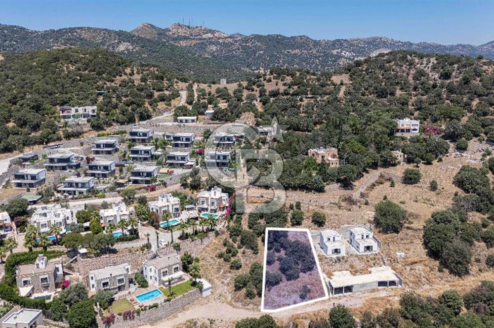 Bodrum Ortakent'te Deniz Manzaralı Arsa