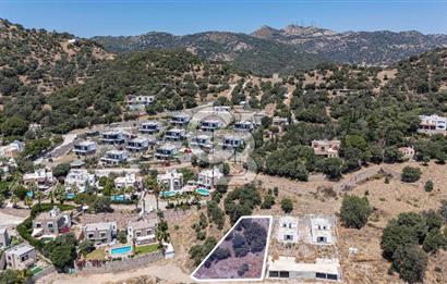 Bodrum Ortakent'te Deniz Manzaralı Arsa