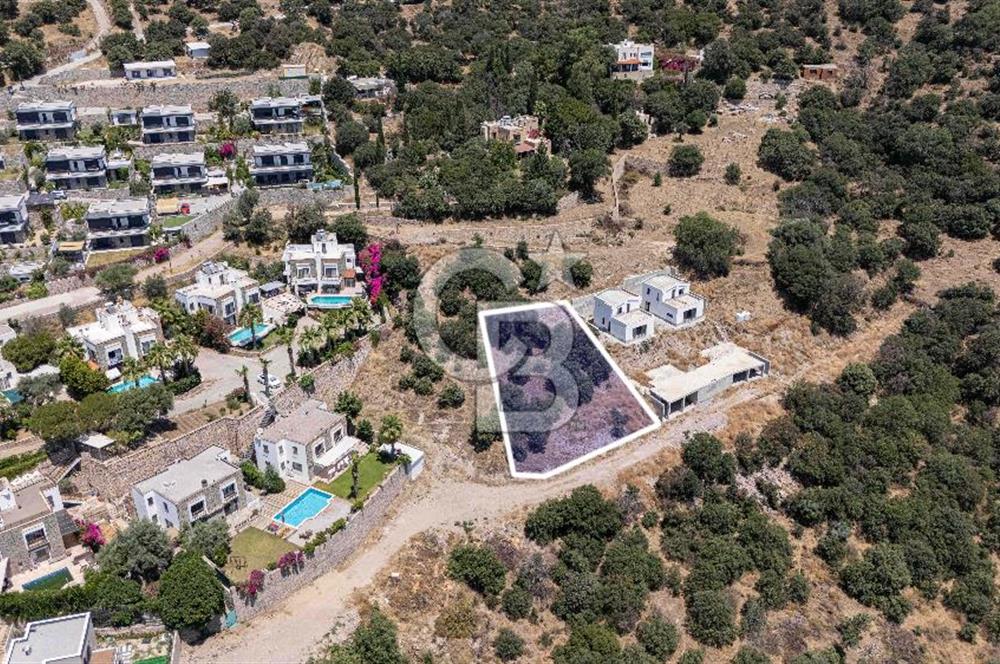 Bodrum Ortakent'te Deniz Manzaralı Arsa
