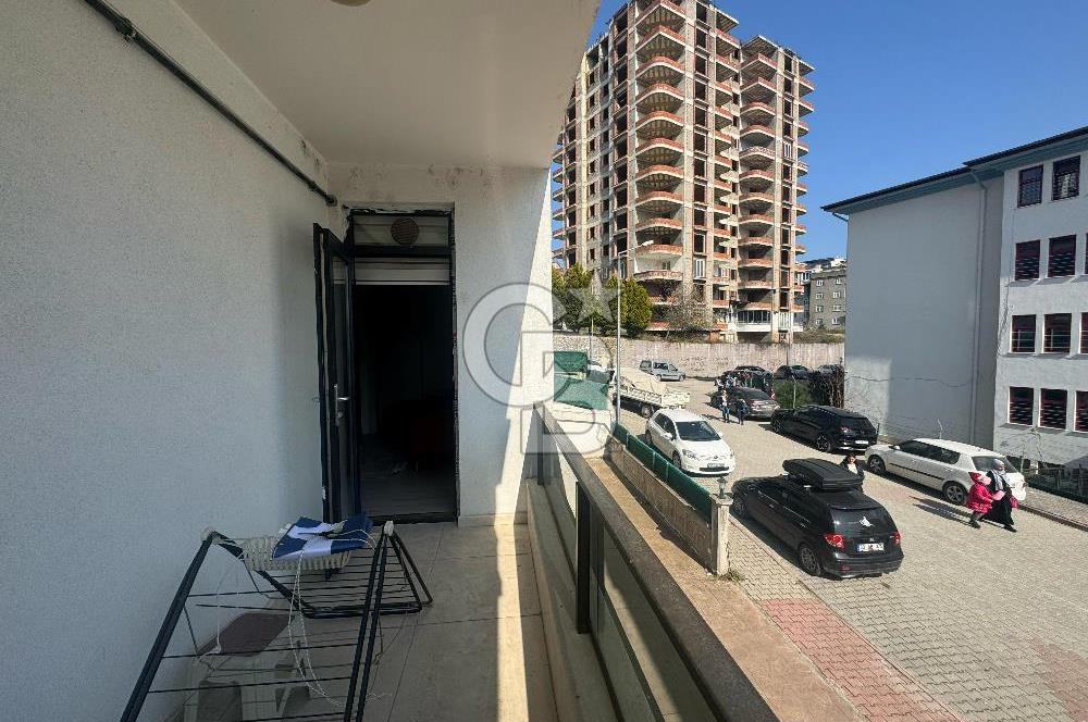 Duruşehir merkezi konumda eşyalı kiralık 1+1 daire