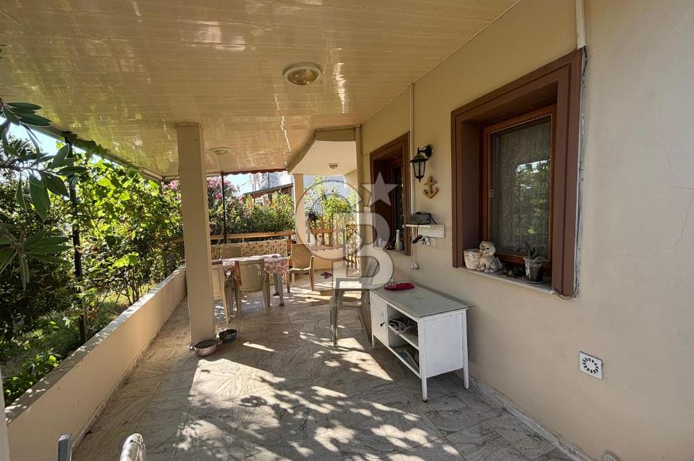 Güzelbahçe Çamlı'da Geniş Bahçeli Müstakil Villa