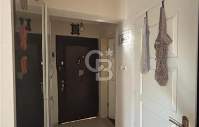 Güzelbahçe Çamlı'da Geniş Bahçeli Müstakil Villa
