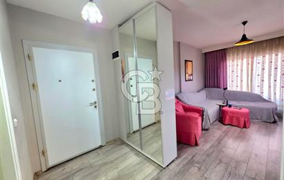 MAVİ BULVARDA GENİŞ 1+1 EŞYALI SATILIK DAİRE