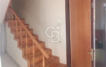 ŞAHİNCİLİ'DE SATILIK 4+1 DUBLEKS DAİRE MERKEZİ KONUMDA