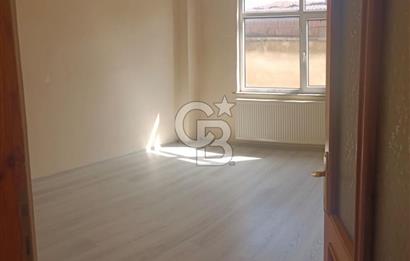 ŞAHİNCİLİ'DE SATILIK 4+1 DUBLEKS DAİRE MERKEZİ KONUMDA