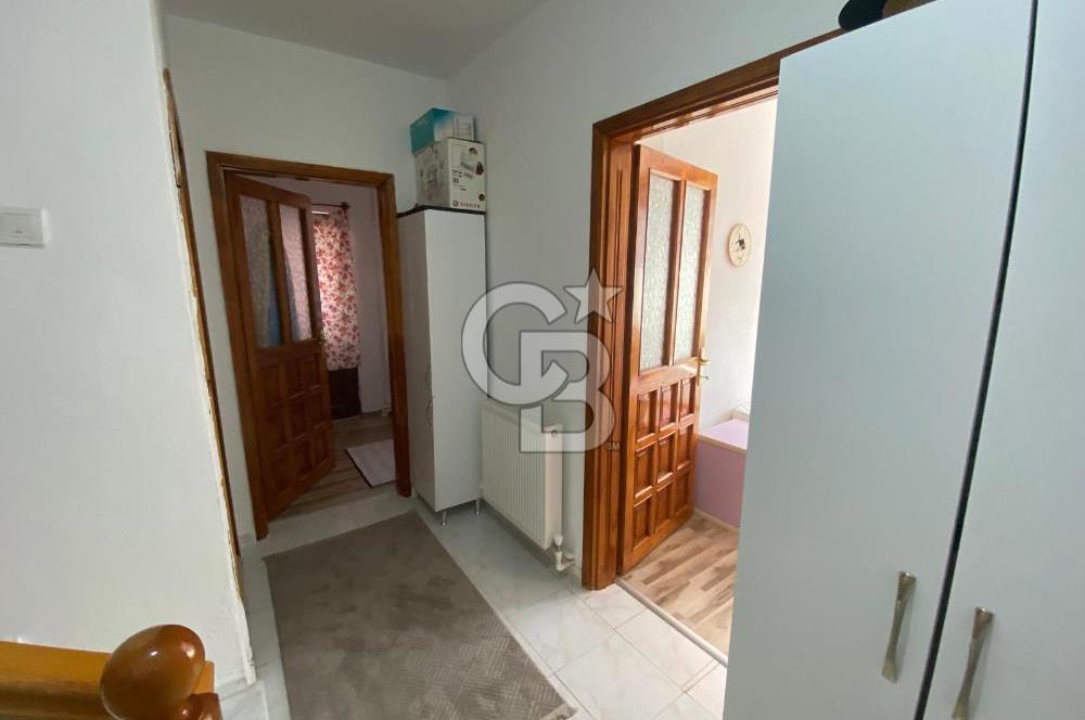 GÜRE'DE SİTE İÇİ BAKIMLI BAHÇE KULLANIMLI VİLLA