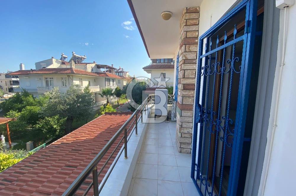 GÜRE'DE SİTE İÇİ BAKIMLI BAHÇE KULLANIMLI VİLLA