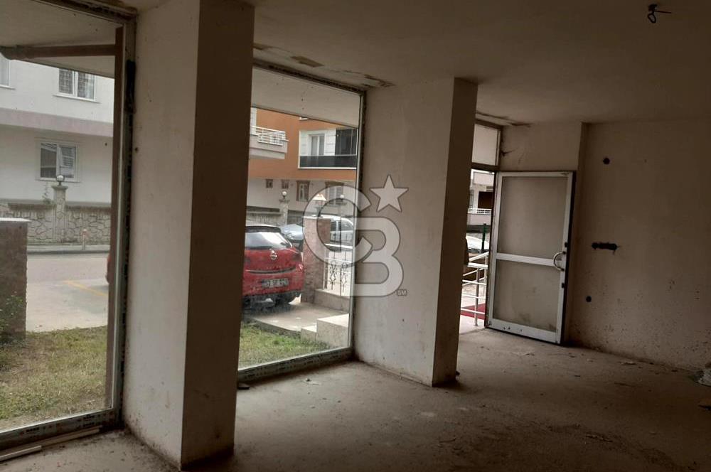Karşıyaka'da Satılık İşyeri 