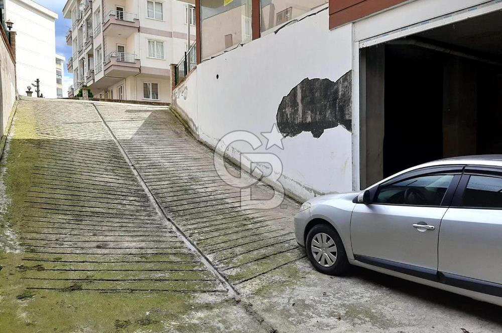 Karşıyaka'da Satılık İşyeri 