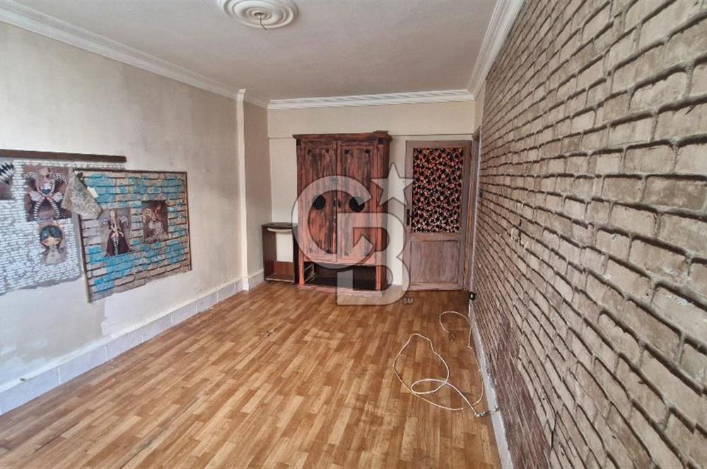 Hasanpaşa Sarayardı Caddesi İbrahim Moralı sokakta 3+1 91 3 80 net kiralık