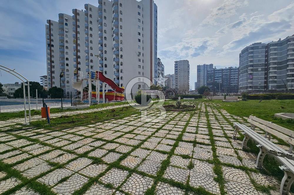 Mersin Seymenli de Deniz Manzaralı Satılık 2+1 Daire