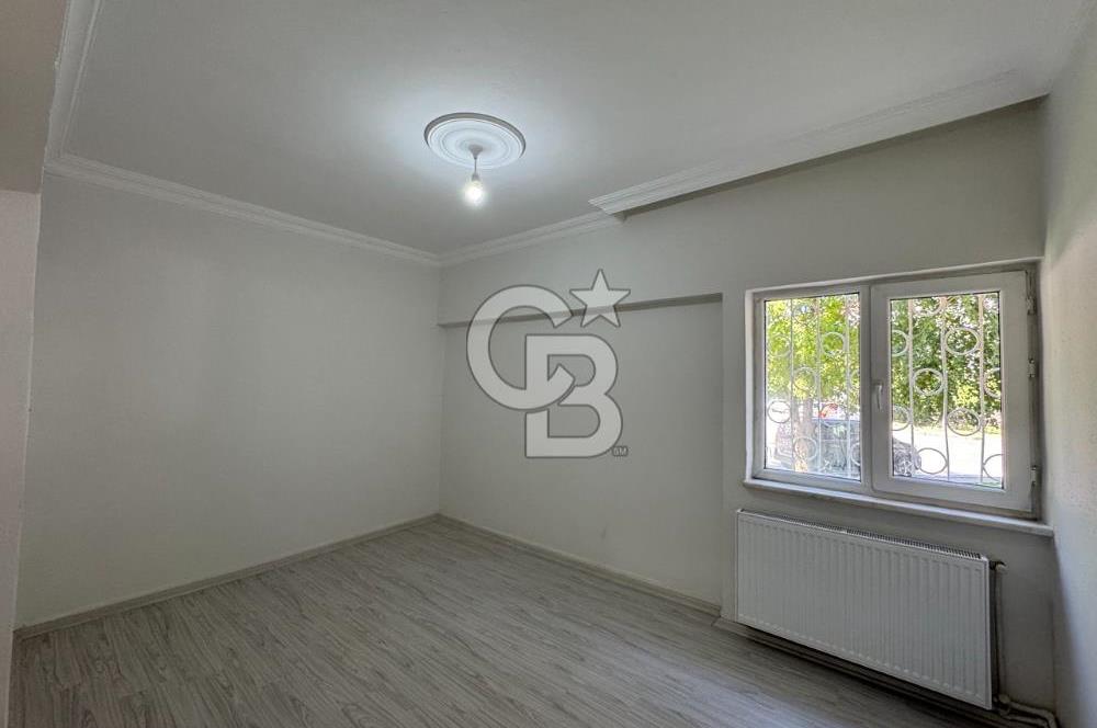 Selimiye'de Ana Yola Cephe İçi Yapılı Satılık 3+1 Daire