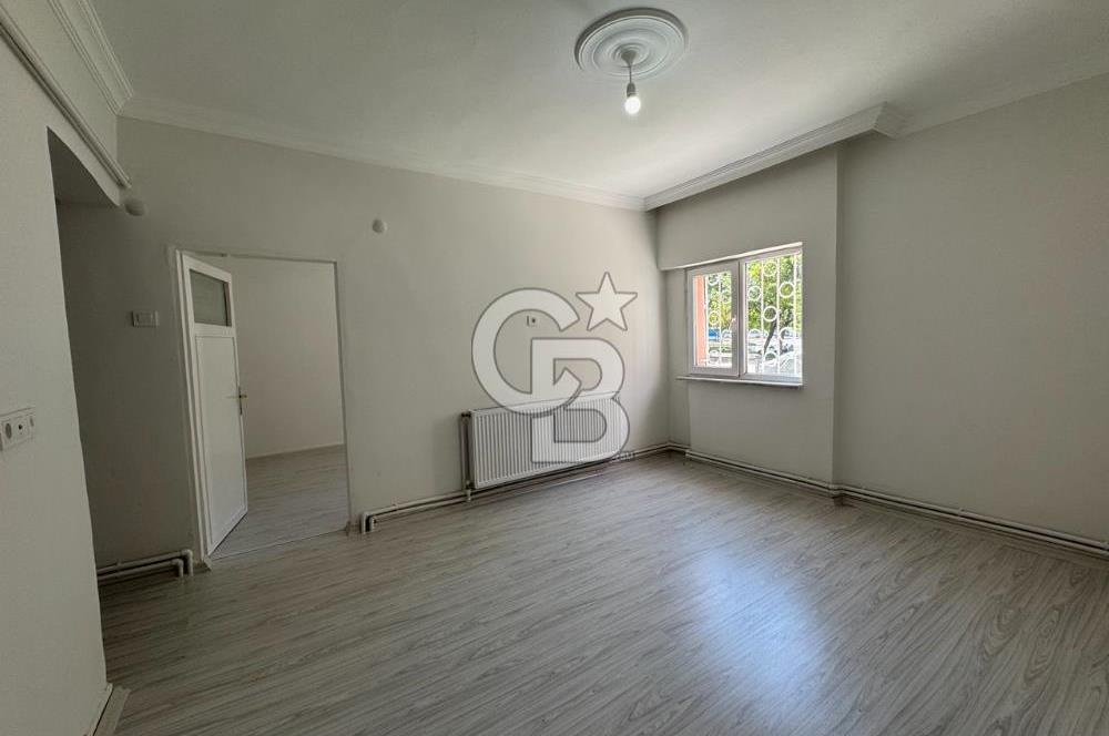 Selimiye'de Ana Yola Cephe İçi Yapılı Satılık 3+1 Daire