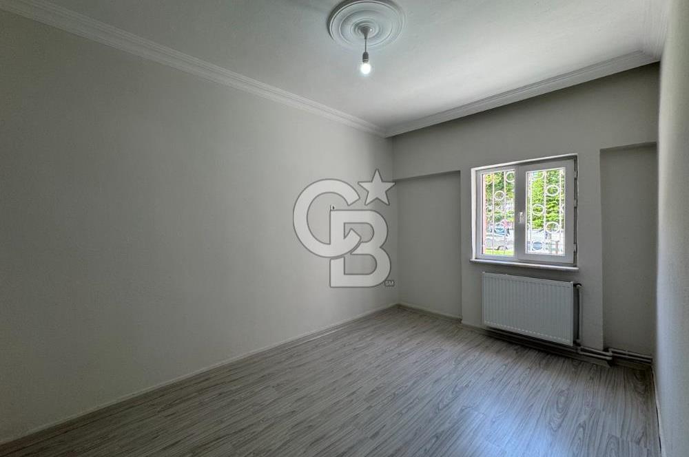 Selimiye'de Ana Yola Cephe İçi Yapılı Satılık 3+1 Daire
