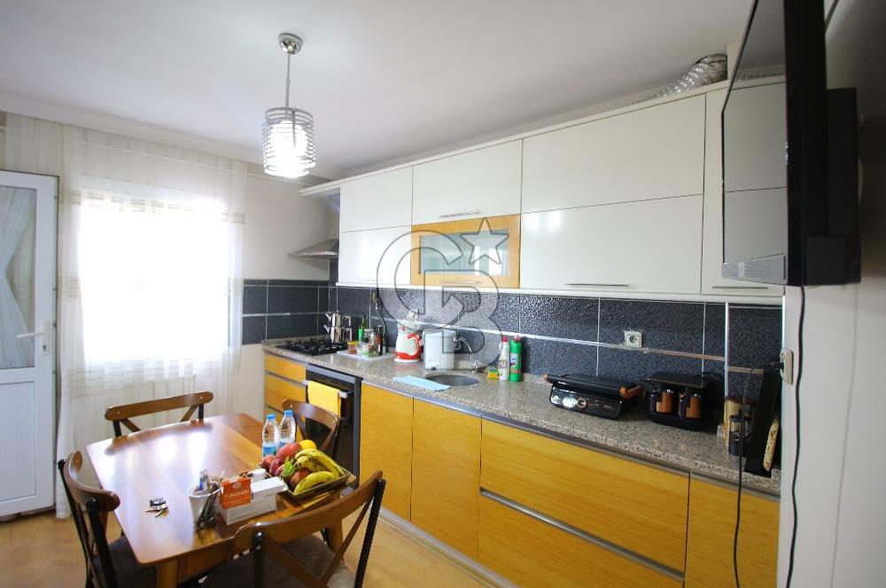 Gaziemir Gazi Mah.3+1 145 m² Tadilatlı Satılık Daire