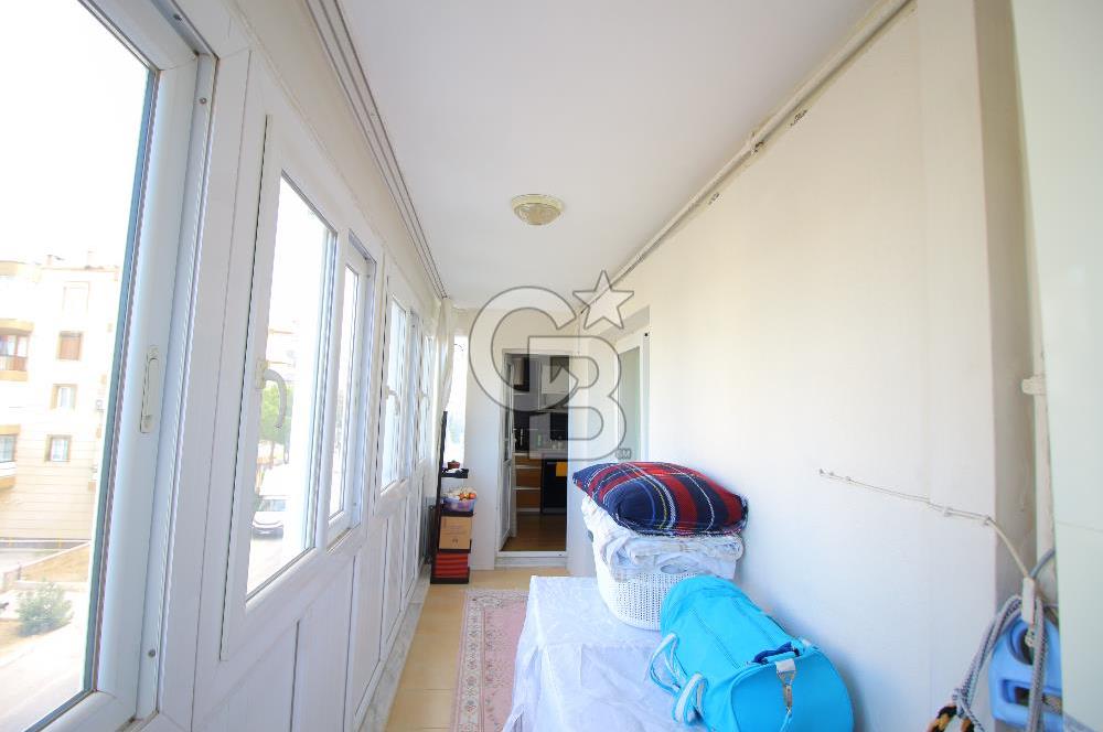 Gaziemir Gazi Mah.3+1 145 m² Tadilatlı Satılık Daire