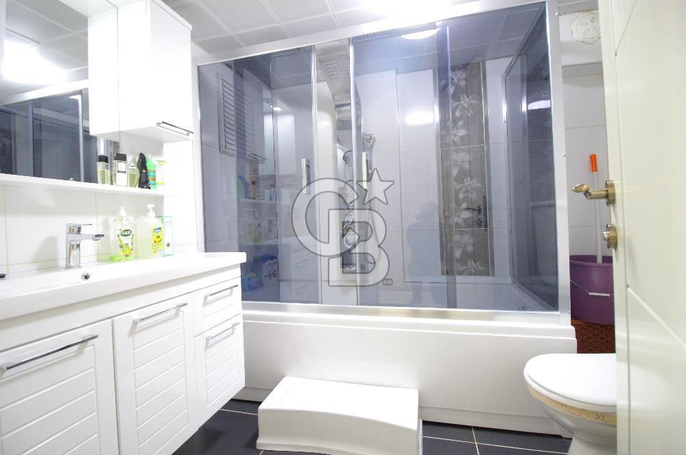Gaziemir Gazi Mah.3+1 145 m² Tadilatlı Satılık Daire