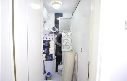 Gaziemir Gazi Mah.3+1 145 m² Tadilatlı Satılık Daire