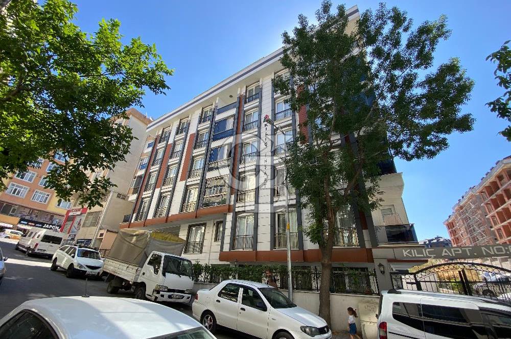Beylikdüzü Dereağzı'nda İskanlı 2+1 Satılık Daire