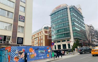 TUNALI HİLMİ RAMADA OTEL YANINDA DEVREN KİRALIK GÜZELLİK MERKEZİ