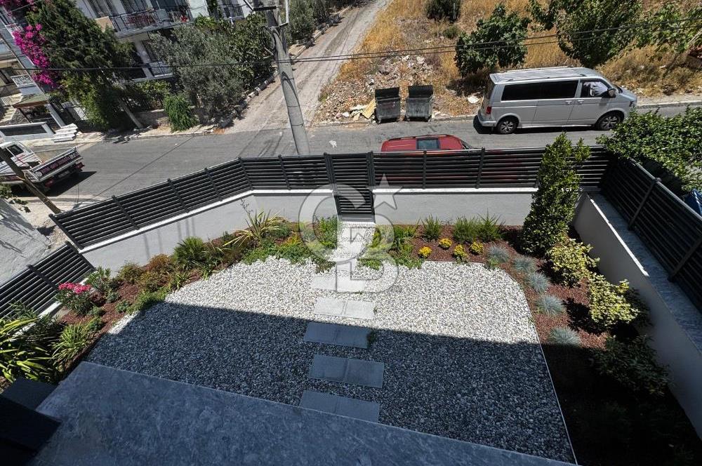 BORNOVA ATATÜRK MAH.SATILIK HAVUZLU 4+2 LUX VİLLA