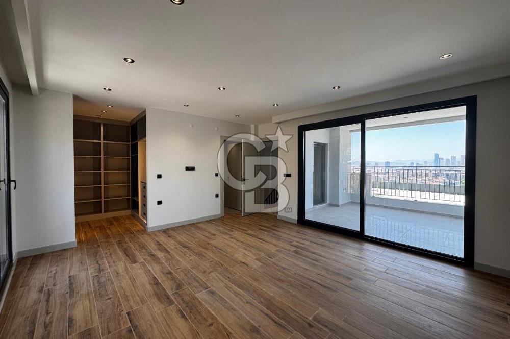 BORNOVA ATATÜRK MAH.SATILIK HAVUZLU 4+2 LUX VİLLA