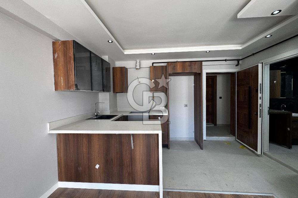 Doğanlar Mah.Site İçinde Havuz Cephe Satılık 1+1 Daire
