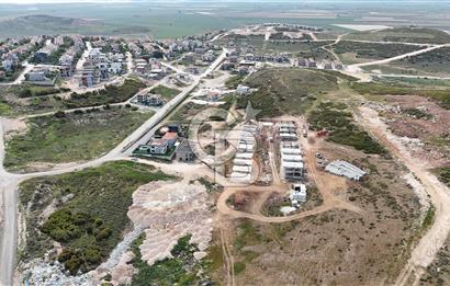 MENEMEN VİLLAKENT'TE VİLLA İMARLI SATILIK ARSA