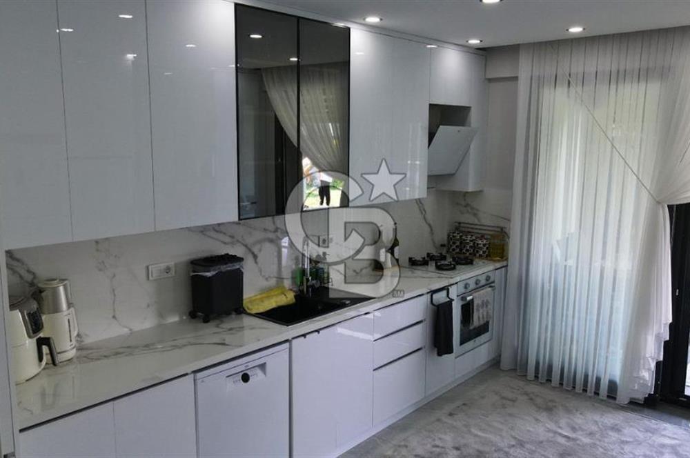 Karamürsel Karapınar Mahallesinde Satılık İkiz Villa