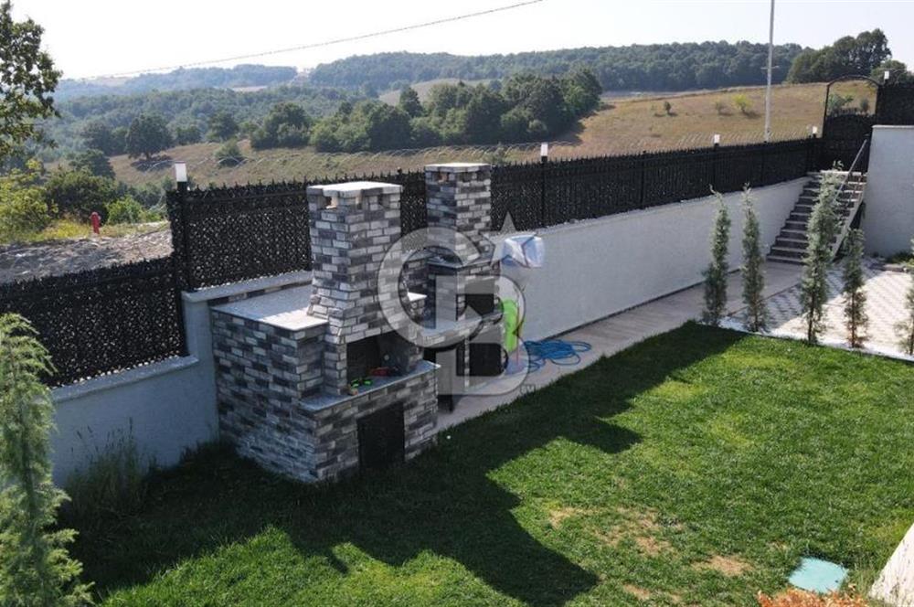 Karamürsel Karapınar Mahallesinde Satılık İkiz Villa