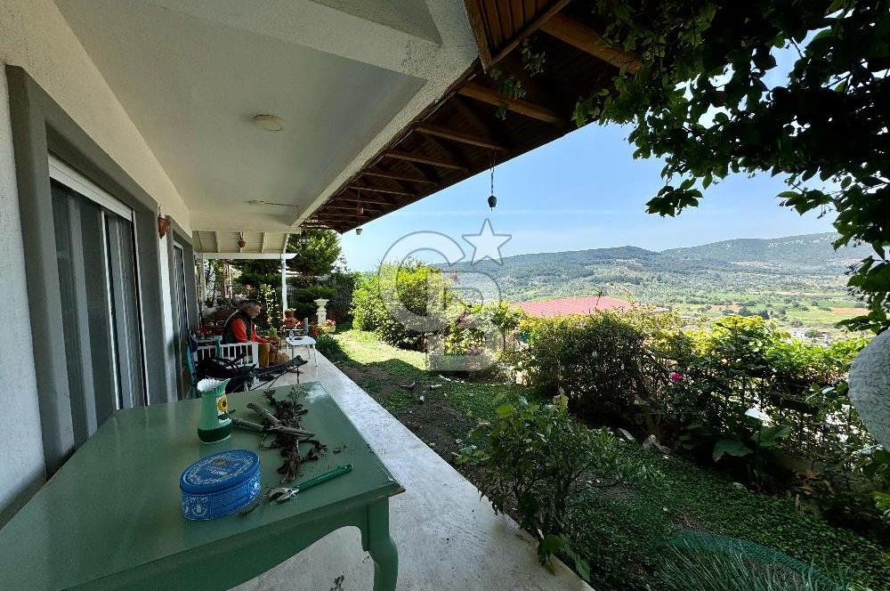 Deniz ve Doğa Manzaralı Tam Müstakil 4+1 Villa