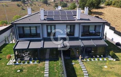 Karamürsel Karapınar Mahallesinde Satılık İkiz Villa