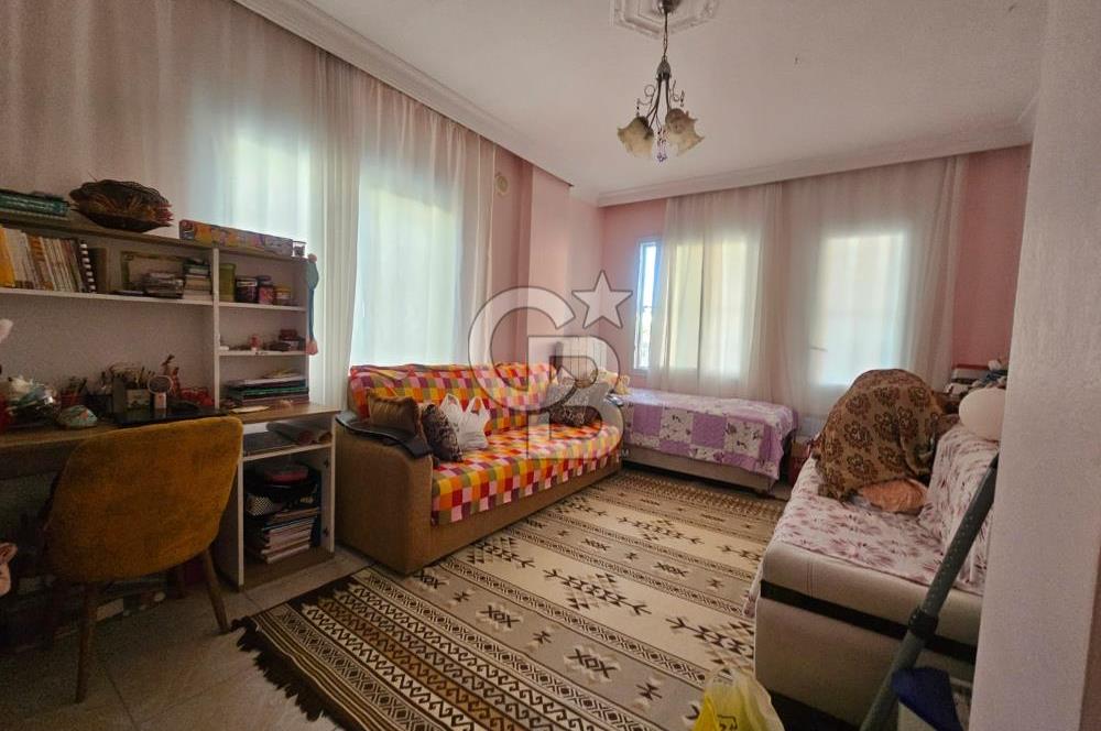 MERSİN AKDENİZ GÜNDOĞDU MAHALLESİNDE SATILIK ARSA VE BİNA