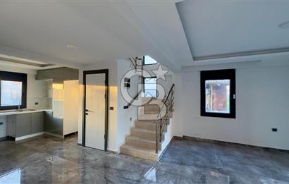 COLDWELL BANKER ROUTE'TAN SALİHLERALTINDA 5+1 NEFES VİLLALARI !!