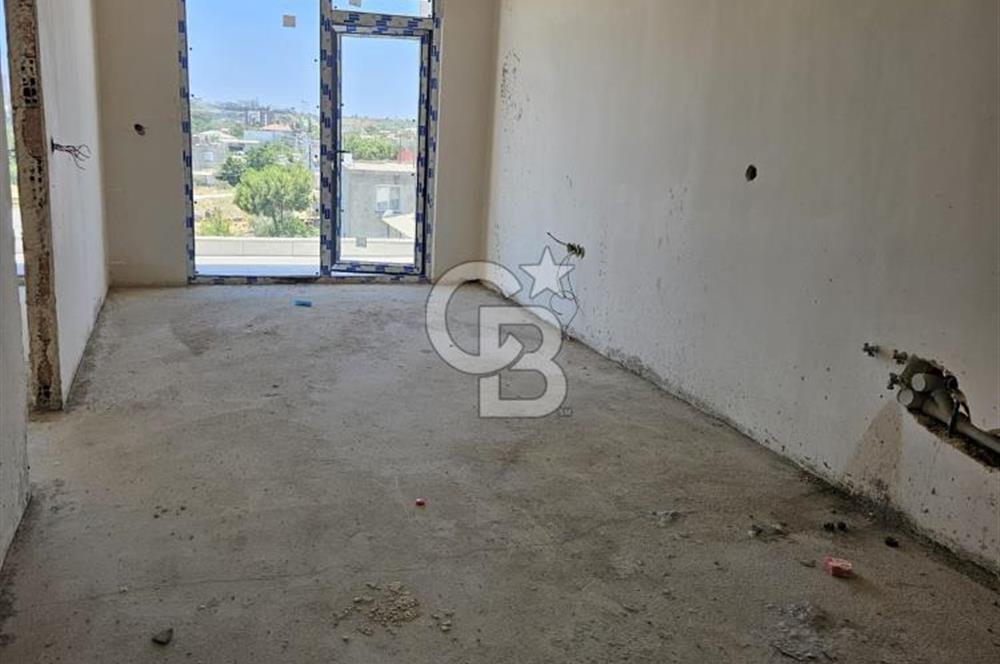 GÜZELYURT SOSYAL DONATILI HAVUZLU 1+1 FIRSAT DAİRE