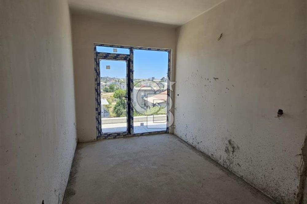 GÜZELYURT SOSYAL DONATILI HAVUZLU 1+1 FIRSAT DAİRE